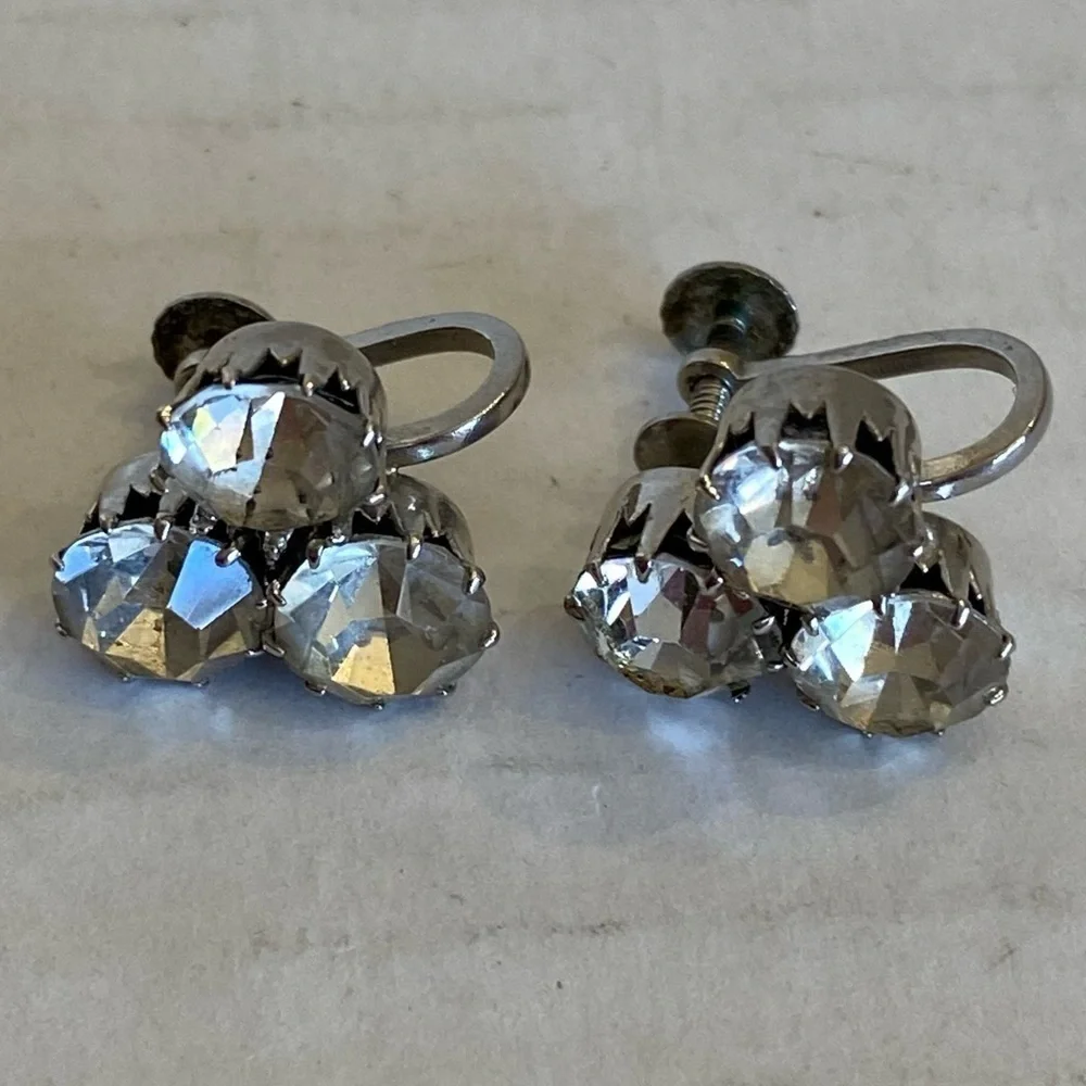 Vintage Clear Crystal Rhinestone Earrings Screw Back Silver Tone Made In Austria